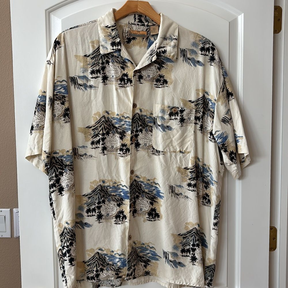 Hawaiian Silk Shirt Bobby Chan  Mens XXL Mountains‎